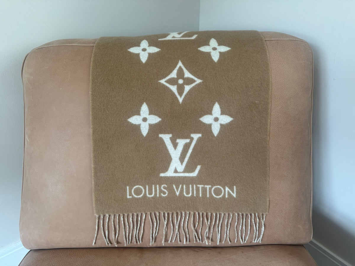 Louis Vuitton Reykjavik Scarf – Sable Beige – 100% Cashmere