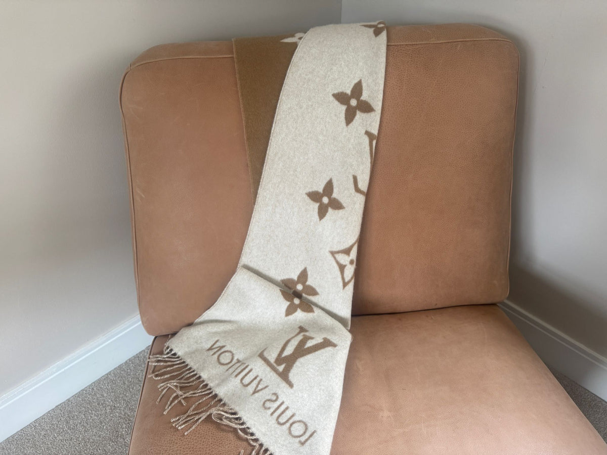 Louis Vuitton Reykjavik Scarf – Sable Beige – 100% Cashmere