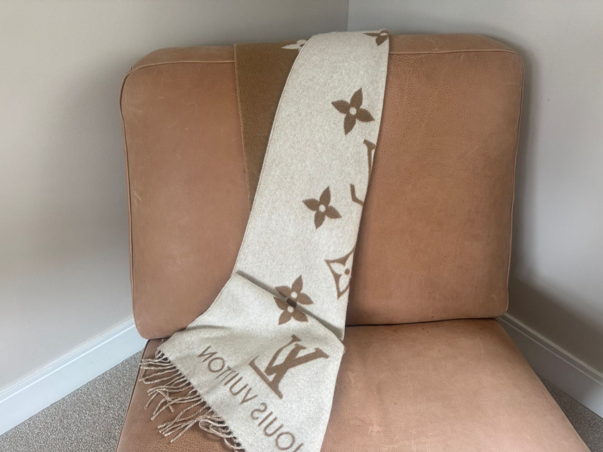 Louis Vuitton Reykjavik Scarf – Sable Beige – 100% Cashmere
