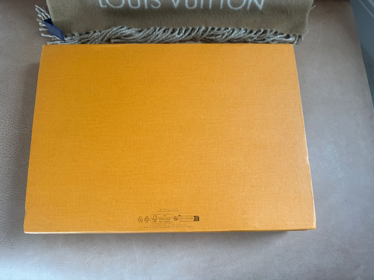 Louis Vuitton Reykjavik Scarf – Sable Beige – 100% Cashmere
