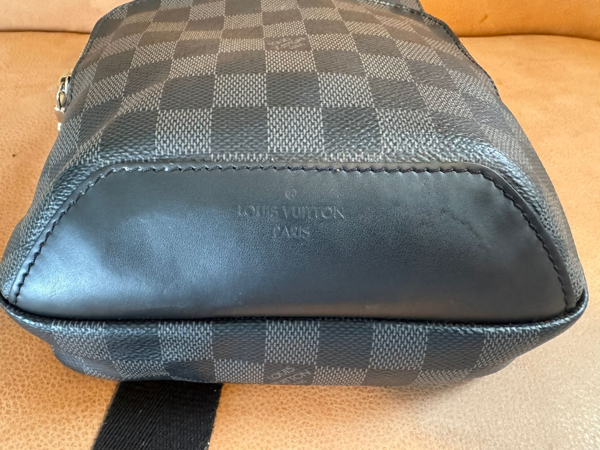 Louis Vuitton Avenue Sling Bag – Damier Graphite