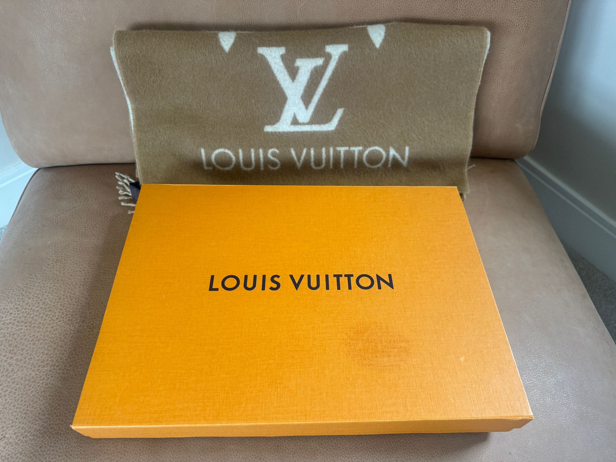 Louis Vuitton Reykjavik Scarf – Sable Beige – 100% Cashmere