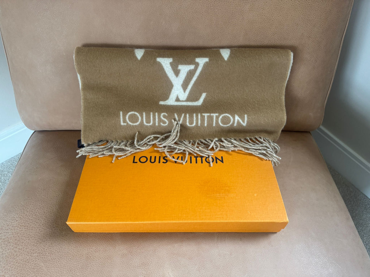 Louis Vuitton Reykjavik Scarf – Sable Beige – 100% Cashmere