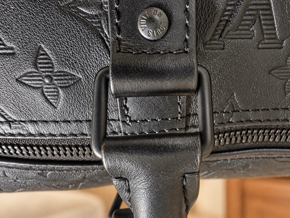 Louis Vuitton Keepall 50 bandouliere black monogram shadow leather
